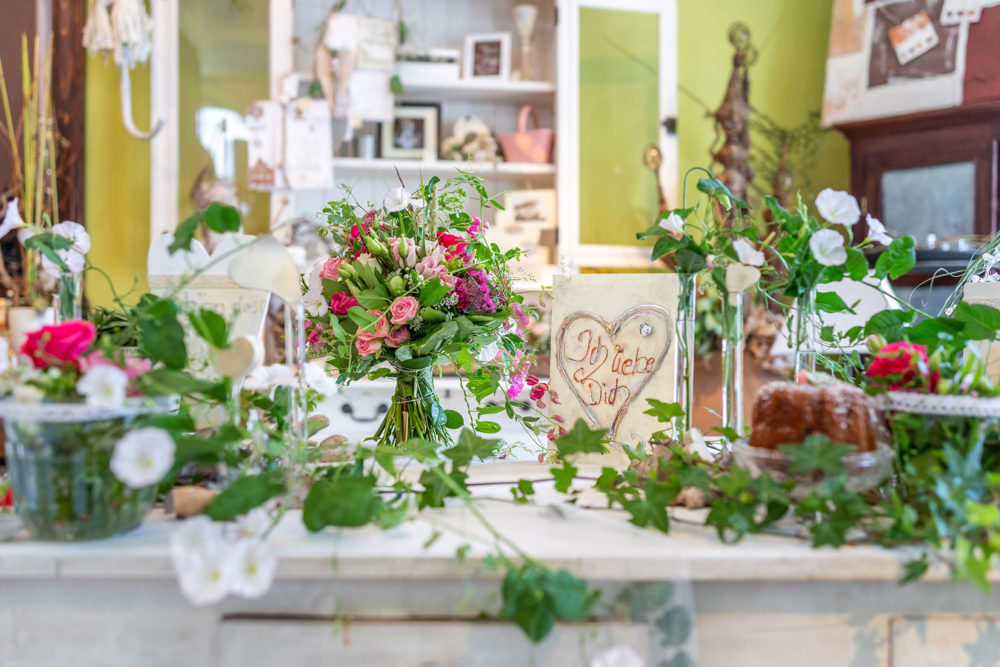 Hochzeitsfotograf Straubing / Fotostyle Schindler / onlywedding.de / Brautstrauß