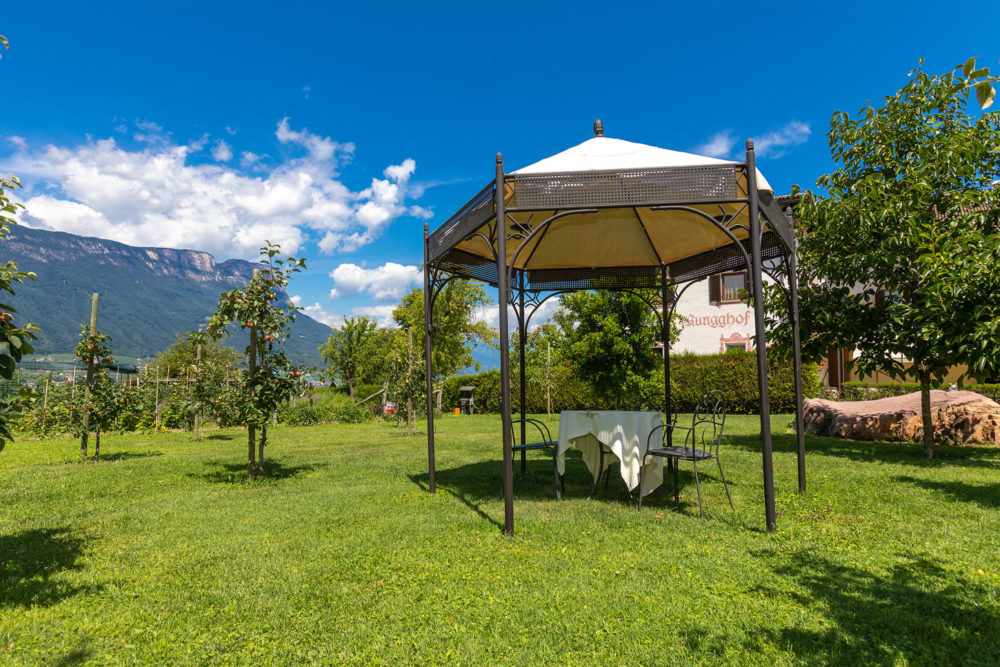 Rungghof - Eppan an der Weihnstraße - Südtirol - Hochzeitsfotograf - Onlywedding.de
