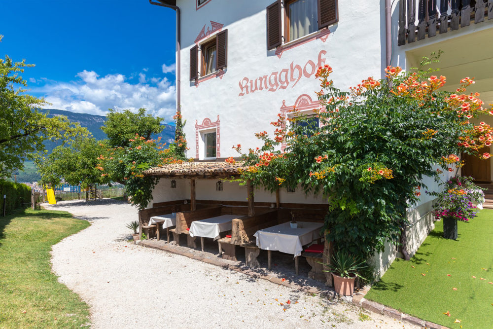 Rungghof - Eppan an der Weihnstraße - Südtirol - Hochzeitsfotograf - Onlywedding.de