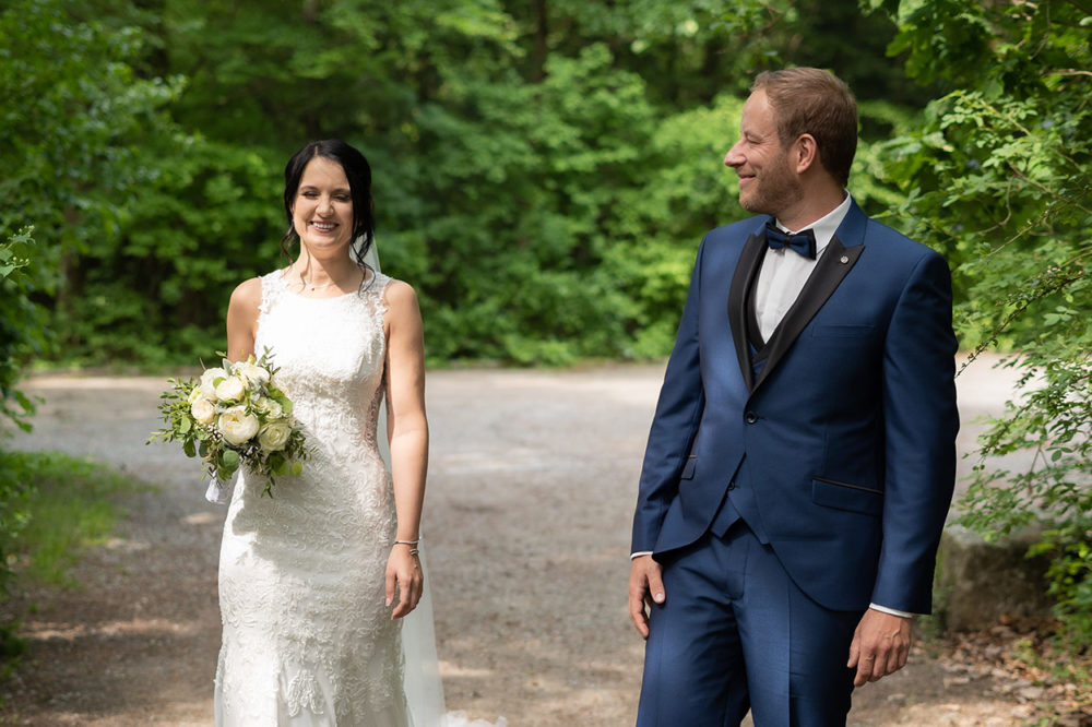 First Look | Brautpaar | Hochzeitsfotograf Straubing-Regensburg | Fotostyle Schindler