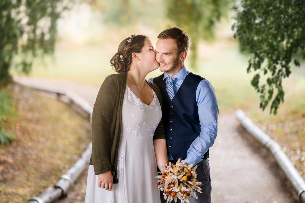 Hochzeitsfotograf Straubing | Hochzeitsfotos im Regen | Wiesenfelden | Wedding