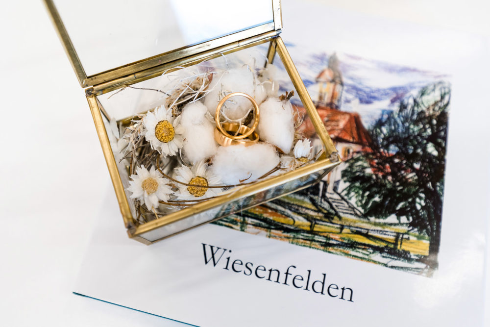 Hochzeitsfotograf Straubing | Hochzeitsfotos im Regen | Wiesenfelden | Wedding